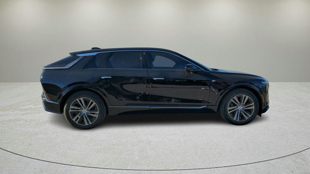 2025 Cadillac LYRIQ Luxury 3 - Photo 8