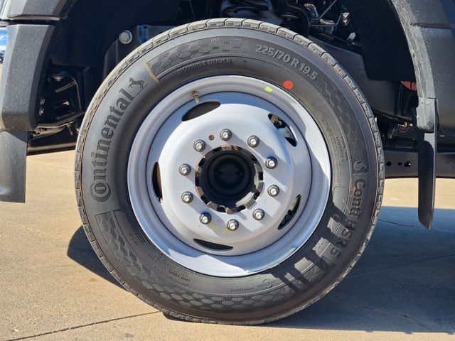 2026 Ford F-450 Super Duty Chassis Cab XL - Photo 8