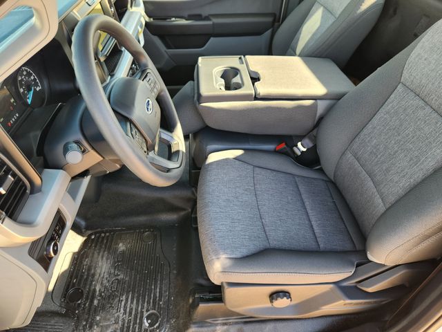 2026 Ford F-450 Super Duty Chassis Cab XL - Photo 9