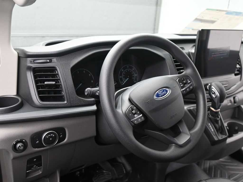 2025 Ford Transit Van Base - Photo 9