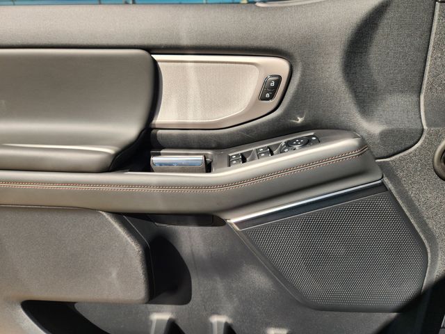 2025 Ford Expedition MAX Active - Photo 18