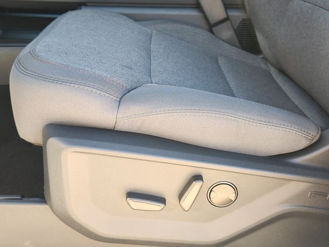 2025 Ford Expedition MAX Active - Photo 19