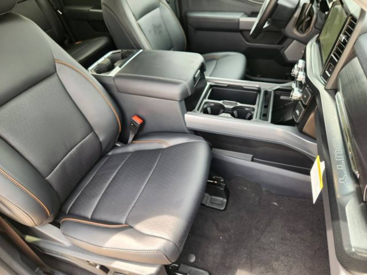 2026 Ford F-250 Super Duty Lariat - Photo 11