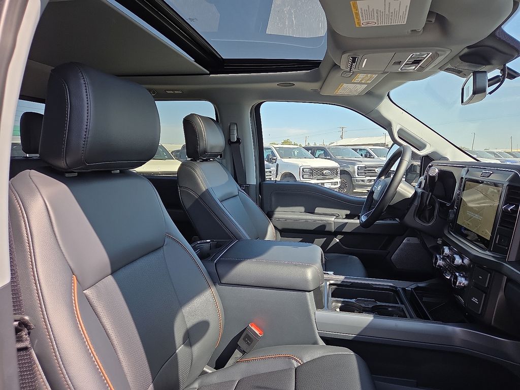 2026 Ford F-350 Super Duty Lariat - Photo 11