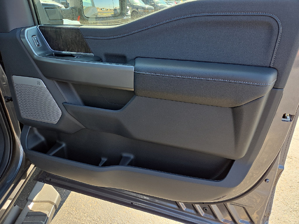 2026 Ford F-350 Super Duty Lariat - Photo 13