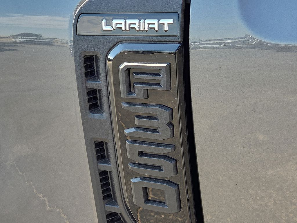 2026 Ford F-350 Super Duty Lariat - Photo 19