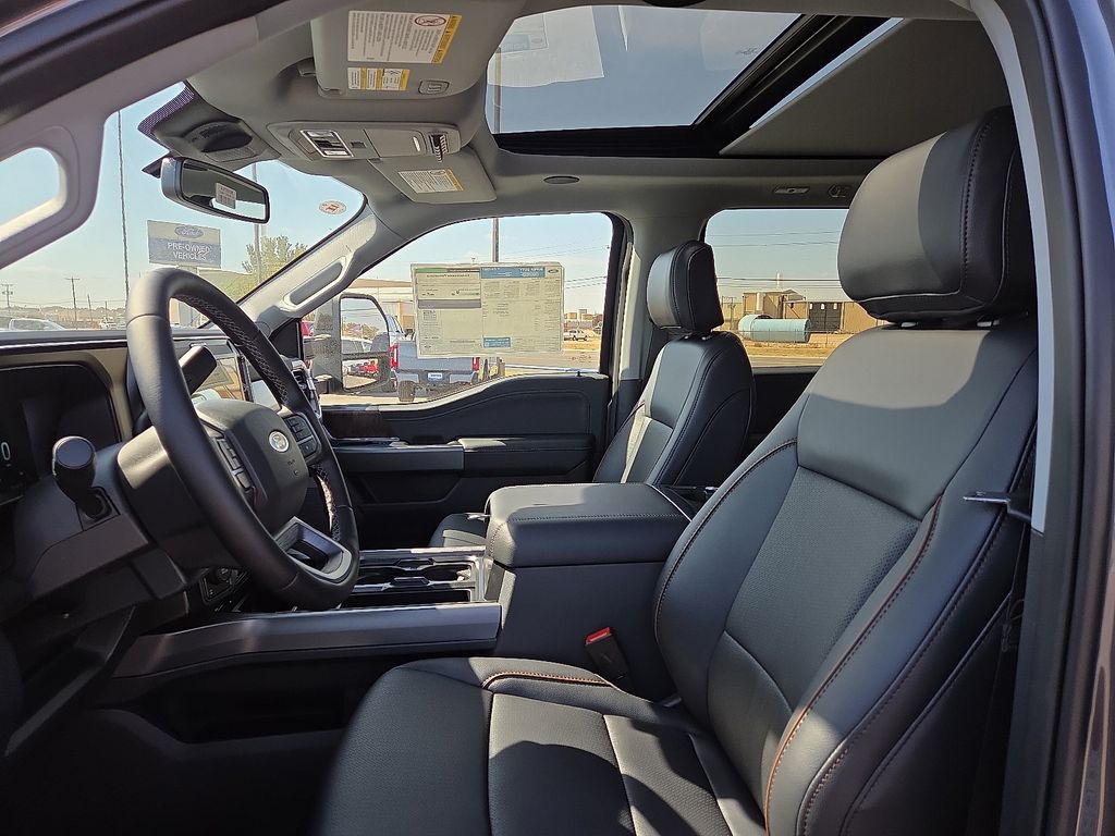 2026 Ford F-350 Super Duty Lariat - Photo 25