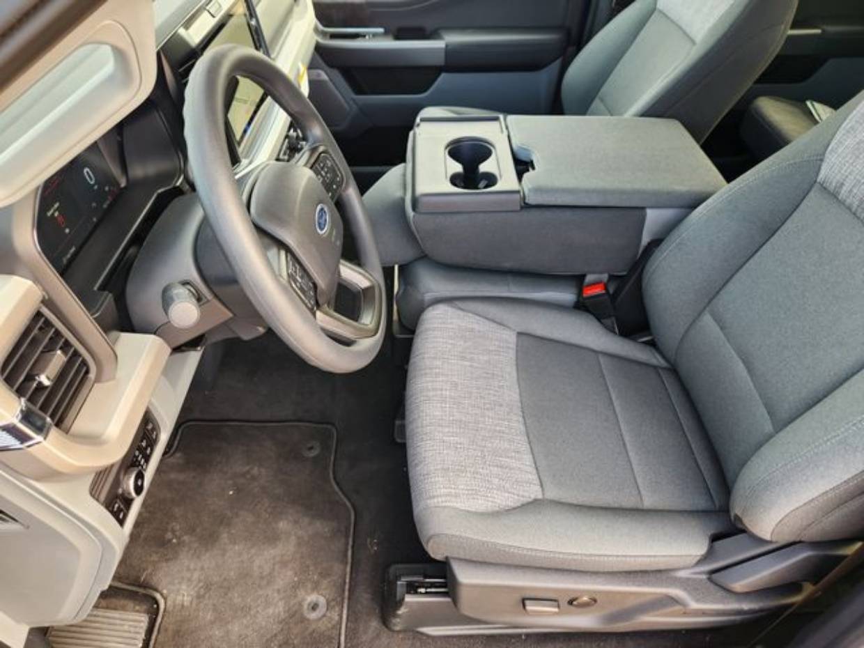 2026 Ford F-250 Super Duty XLT - Photo 10