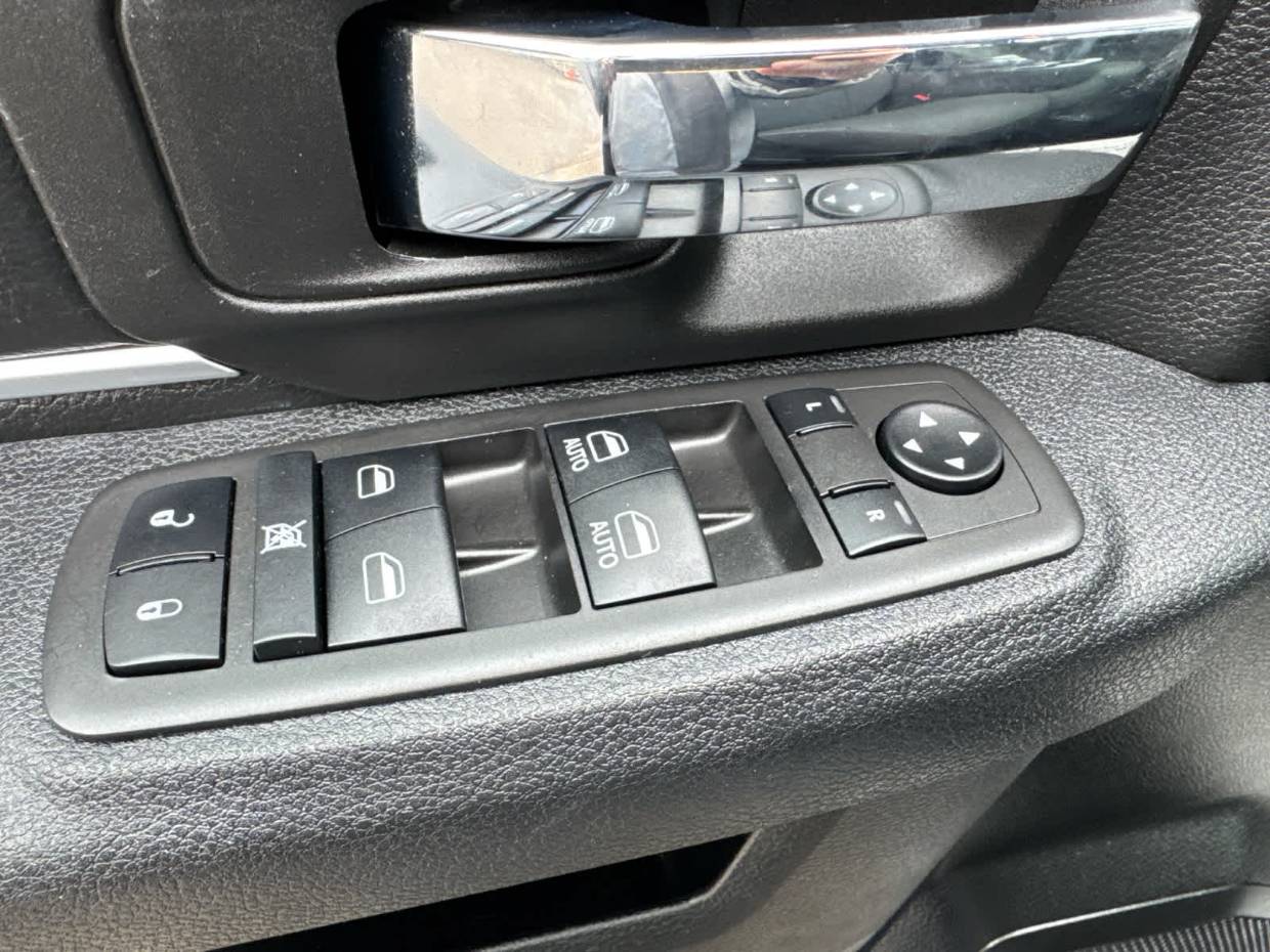 2024 RAM Ram 1500 Classic Warlock - Photo 16