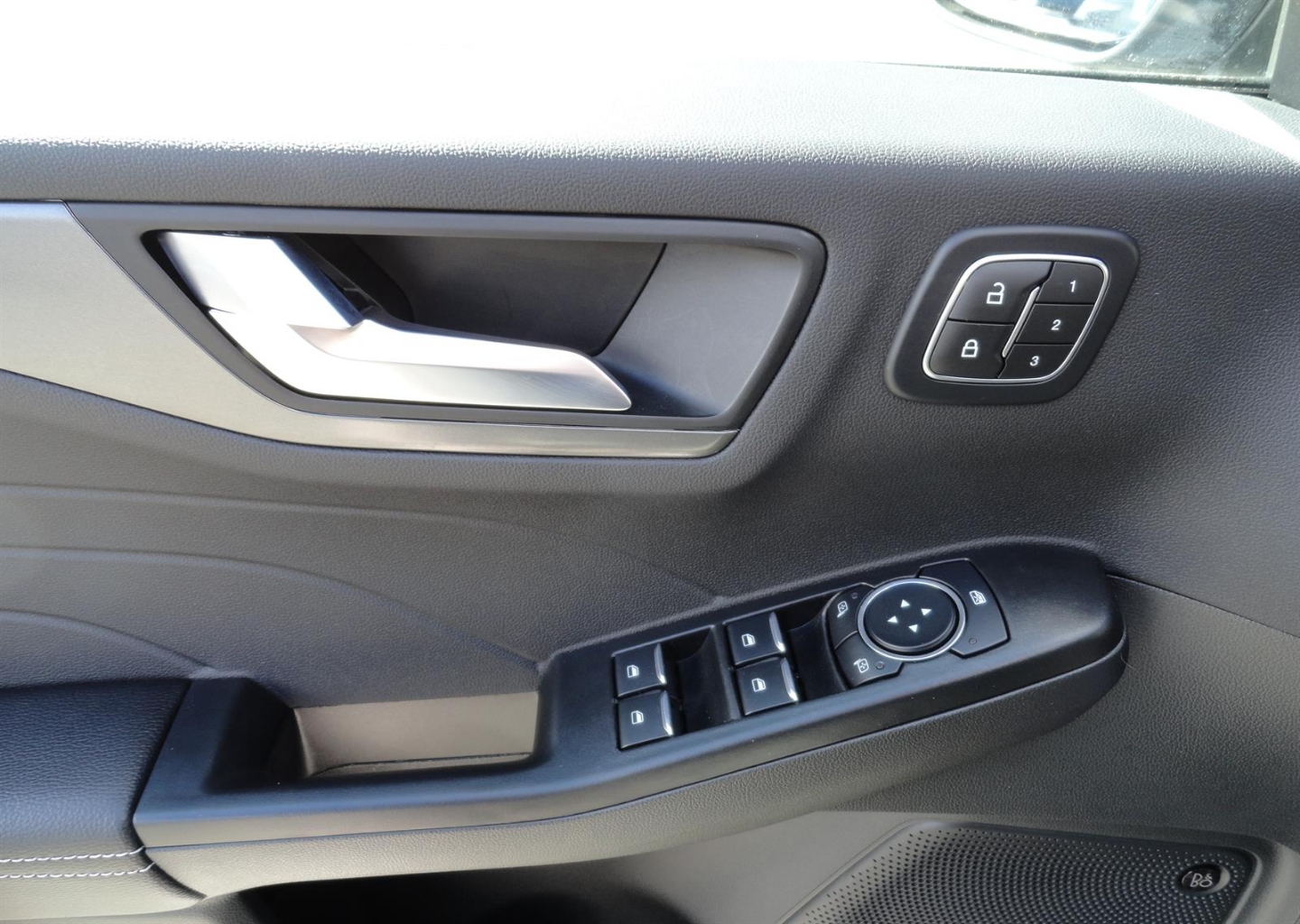 2025 Ford Escape Active - Photo 10