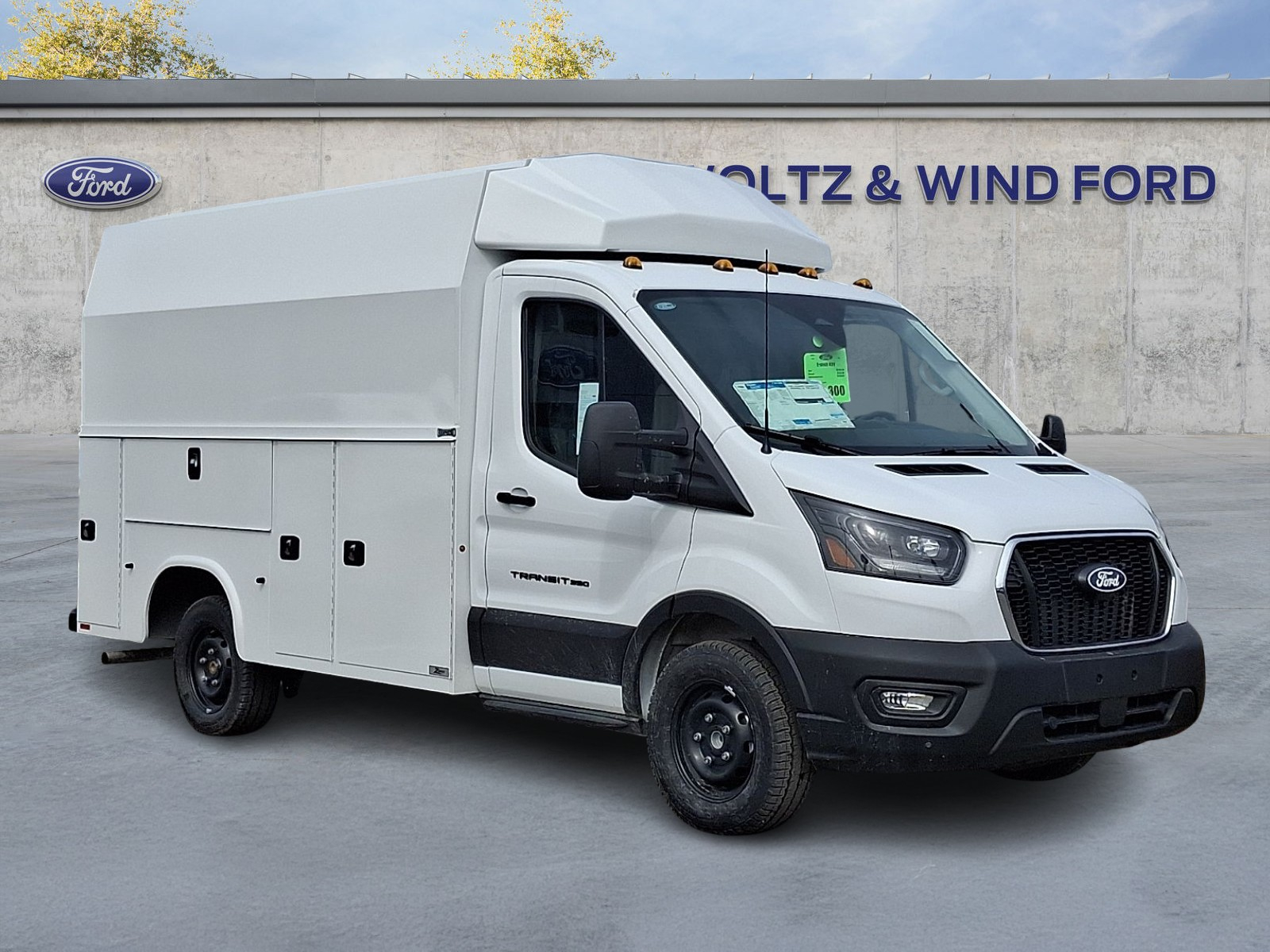 2026 Ford Transit-350 KUV Base