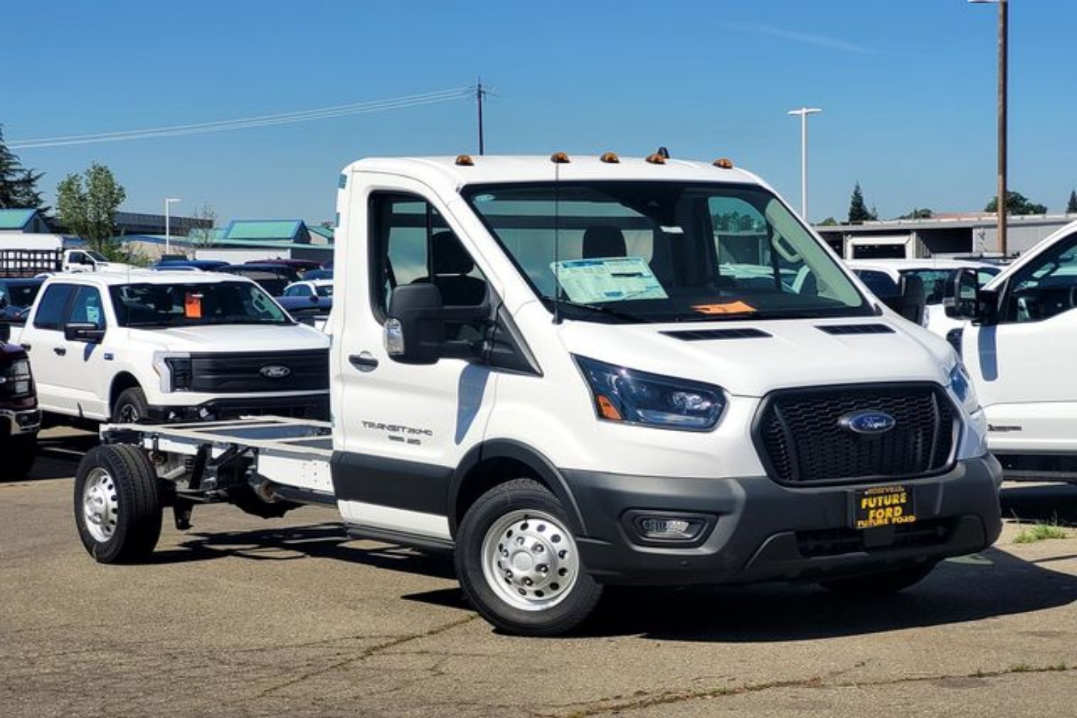 2025 Ford Transit Cutaway