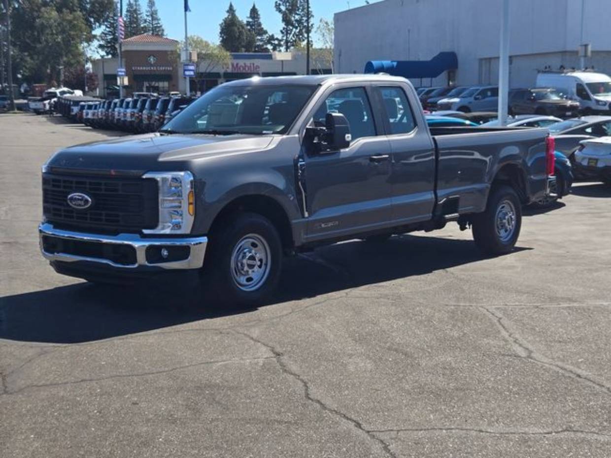 2025 Ford F-350 Super Duty XL - Photo 13