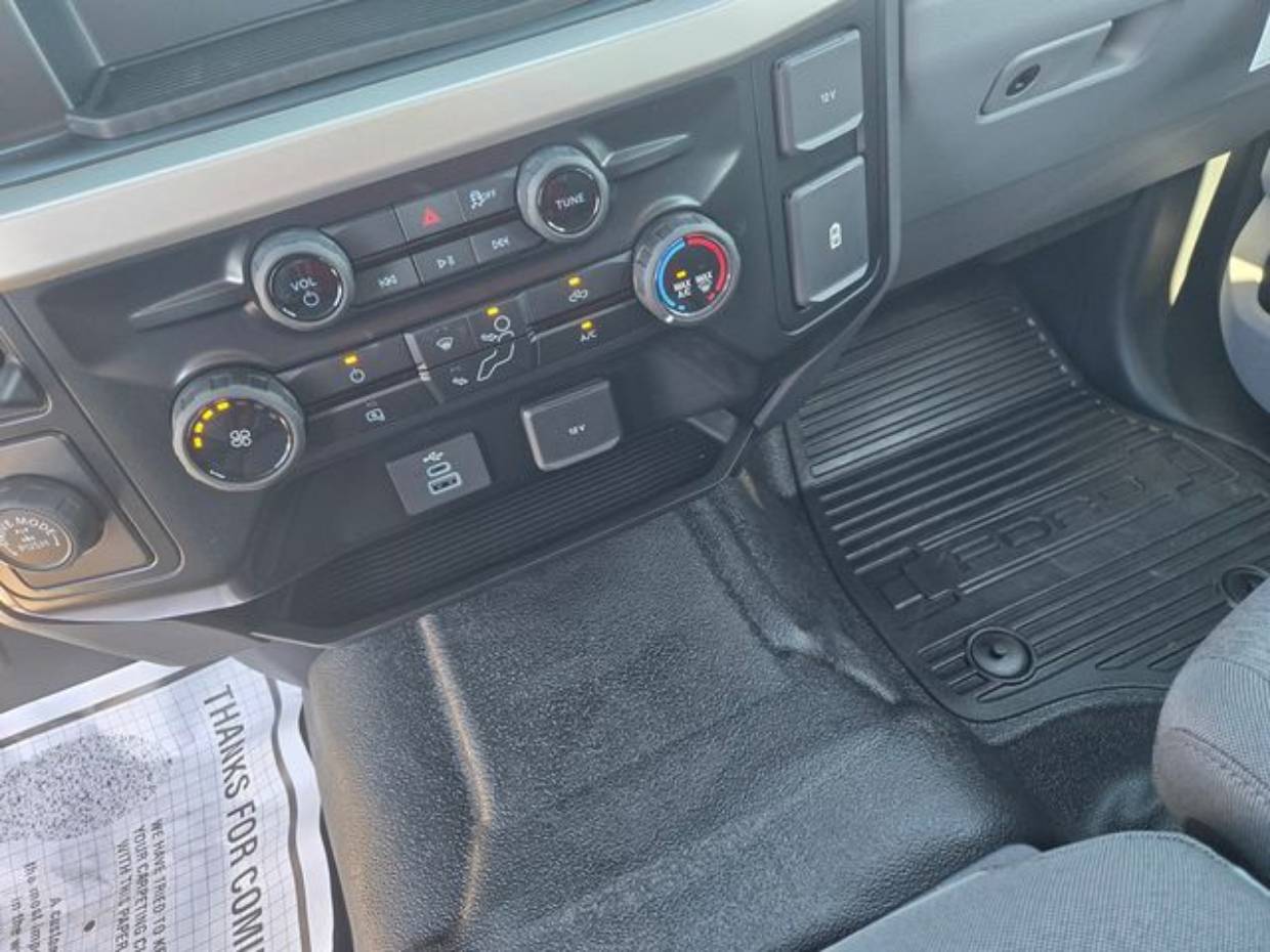 2025 Ford F-350 Super Duty XL - Photo 18