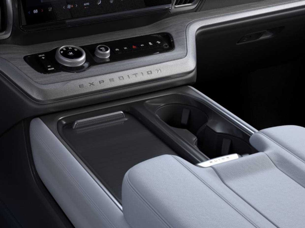 2026 Ford Expedition MAX Platinum - Photo 15