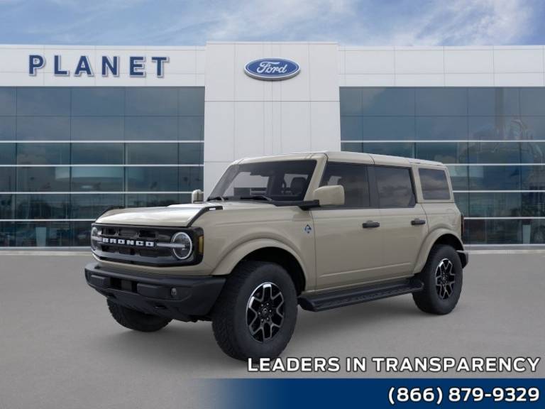 2026 Ford Bronco Outer Banks 4 Door 4X4