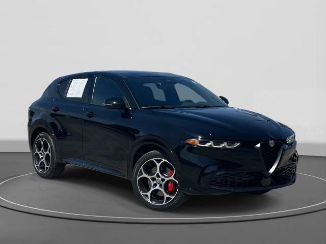 2025 Alfa Romeo Tonale Base