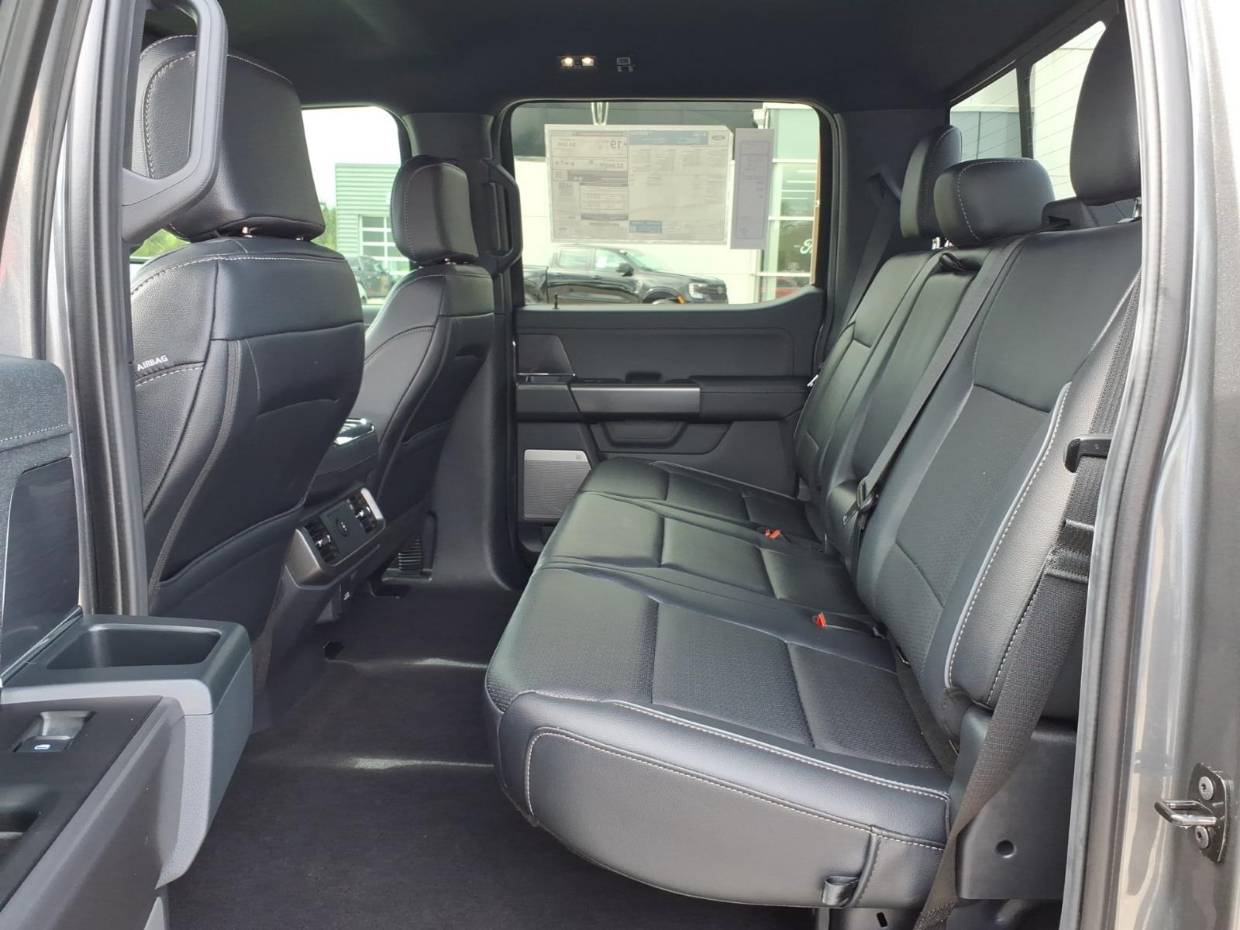 2026 Ford F-150 Lariat - Photo 9