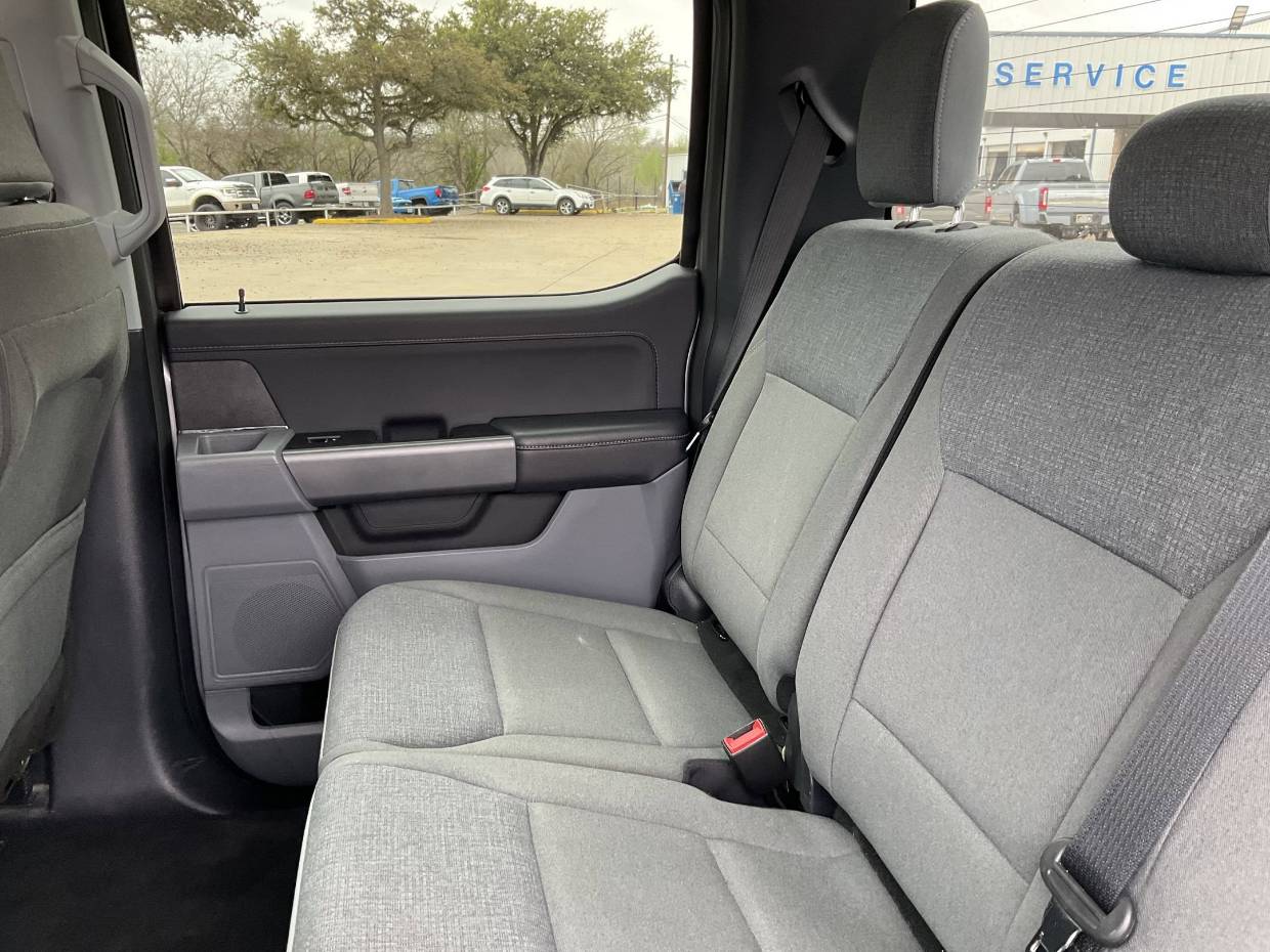 2025 Ford F-150 XLT - Photo 11