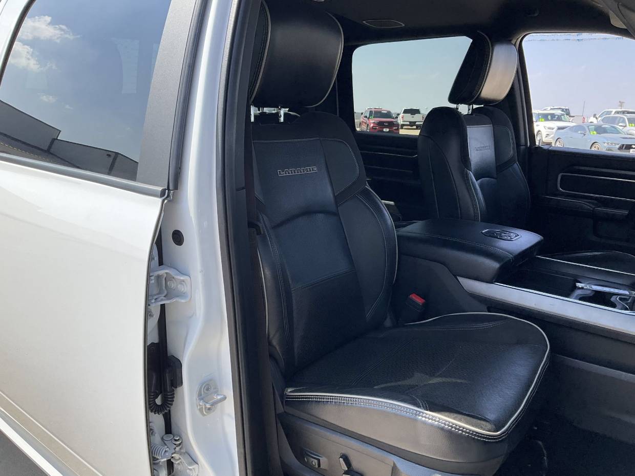 2023 RAM Ram 3500 Pickup Laramie - Photo 19