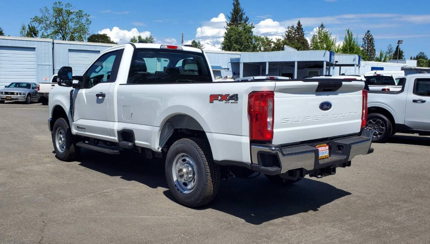 2026 Ford F-350 Super Duty XL - Photo 7