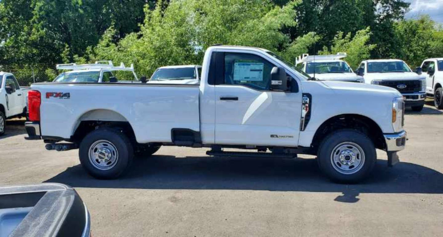 2026 Ford F-350 Super Duty XL - Photo 11