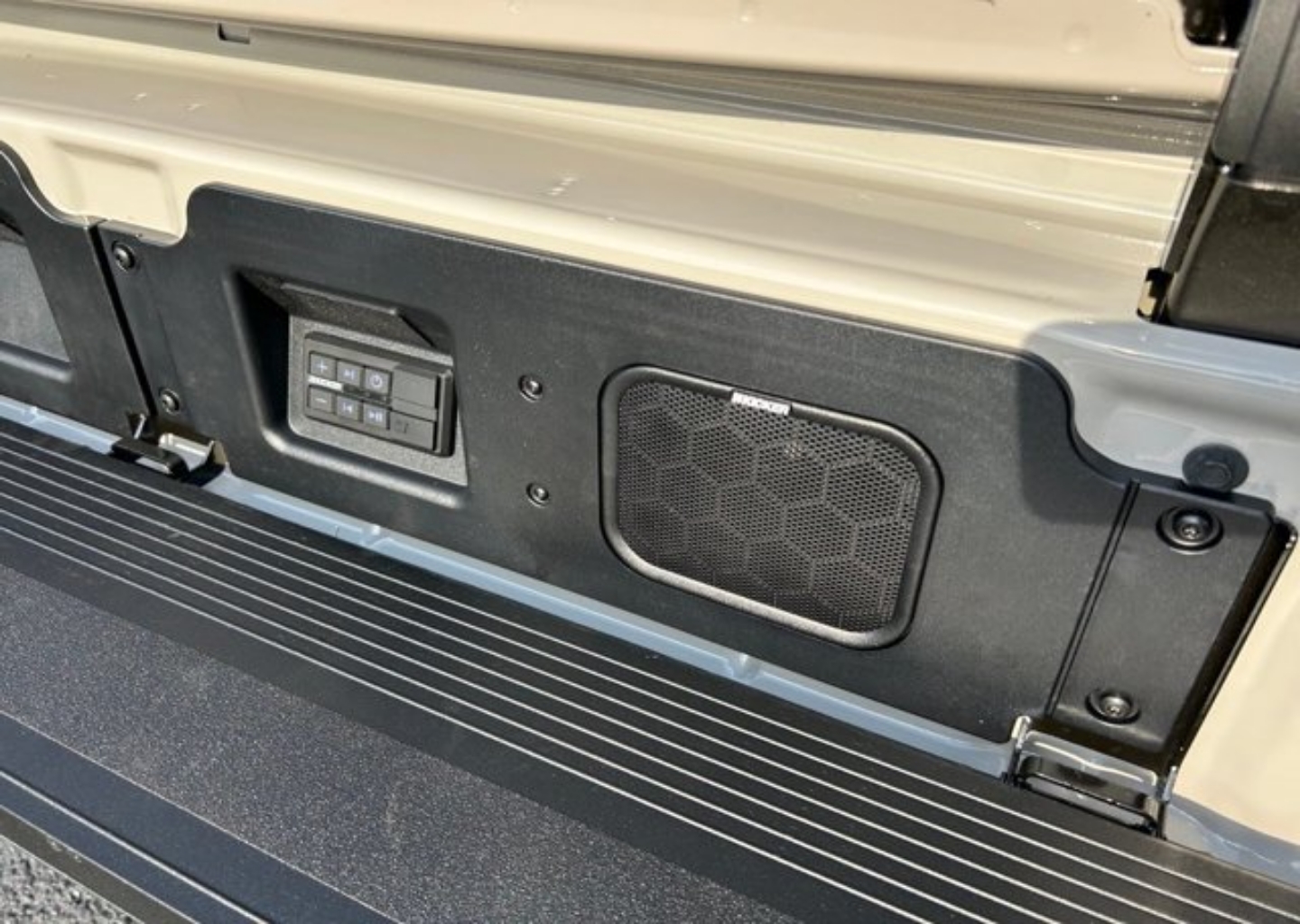 2026 GMC Sierra 1500 AT4X - Photo 31