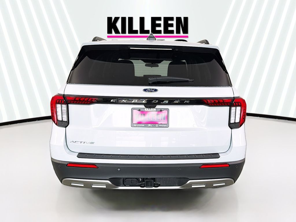 2026 Ford Explorer Active - Photo 6