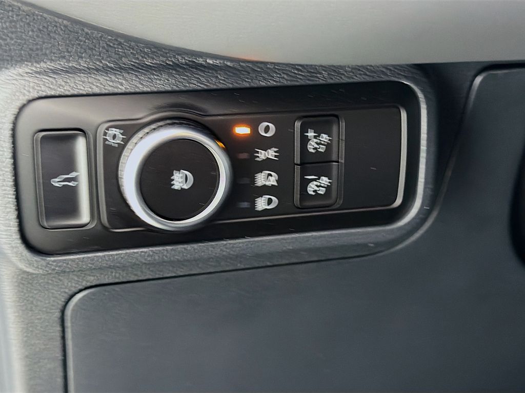 2026 Ford Explorer Active - Photo 10