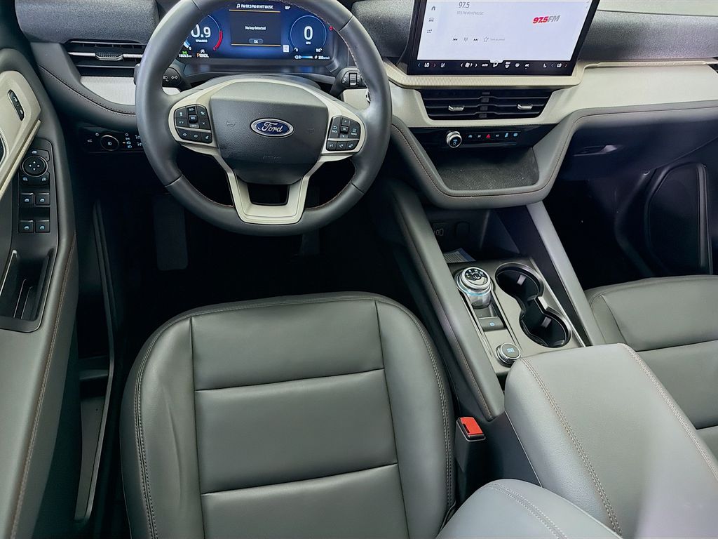 2026 Ford Explorer Active - Photo 24