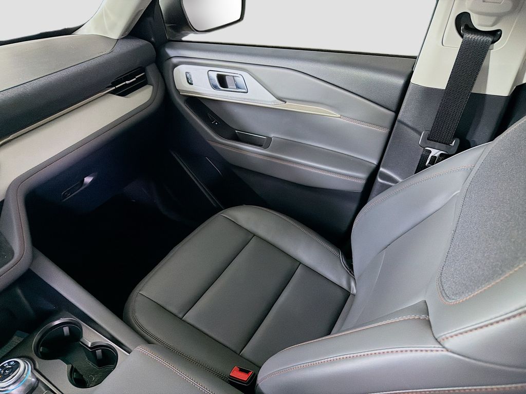 2026 Ford Explorer Active - Photo 25