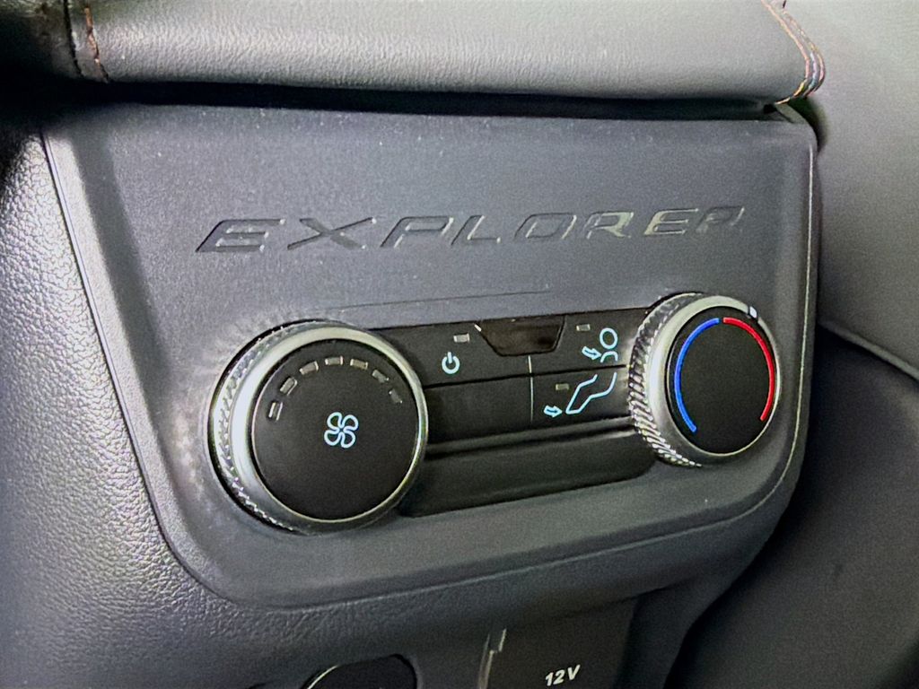 2026 Ford Explorer Active - Photo 26