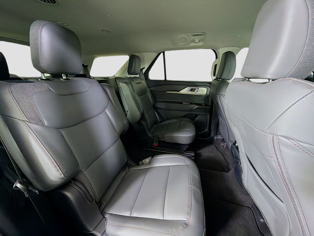 2026 Ford Explorer Active - Photo 30
