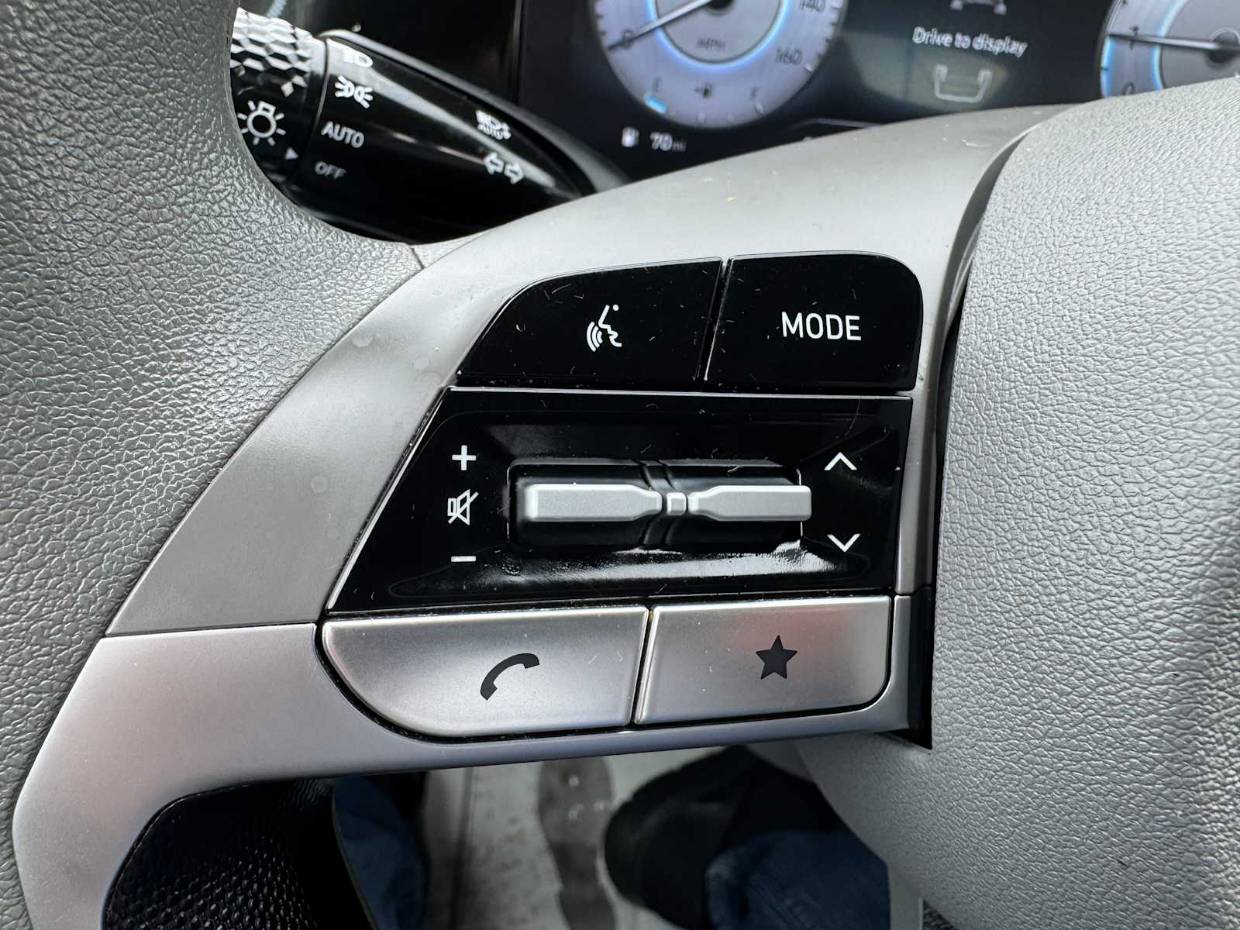 2024 Hyundai Elantra SEL - Photo 18