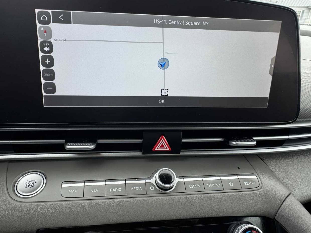 2024 Hyundai Elantra SEL - Photo 22