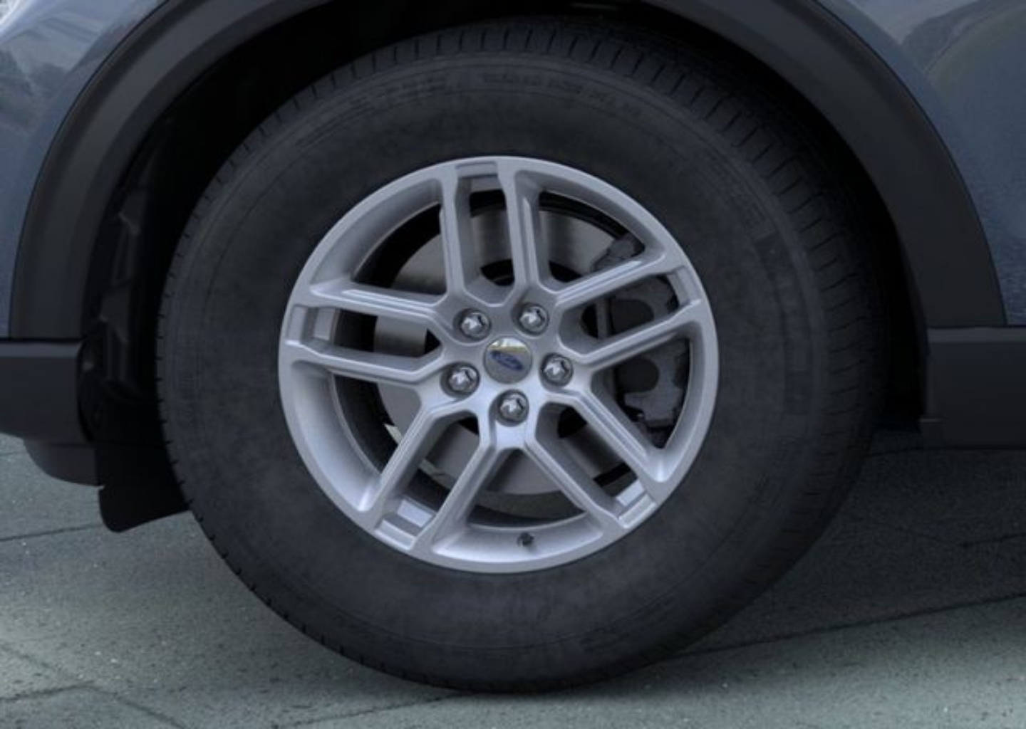 2025 Ford Explorer Active - Photo 19
