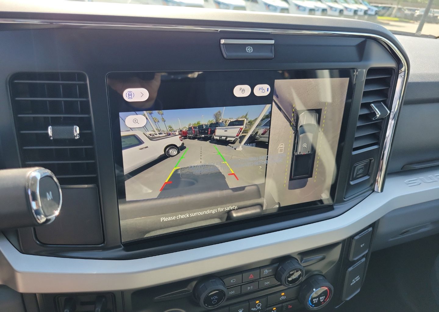 2026 Ford F-250 Super Duty XLT - Photo 6