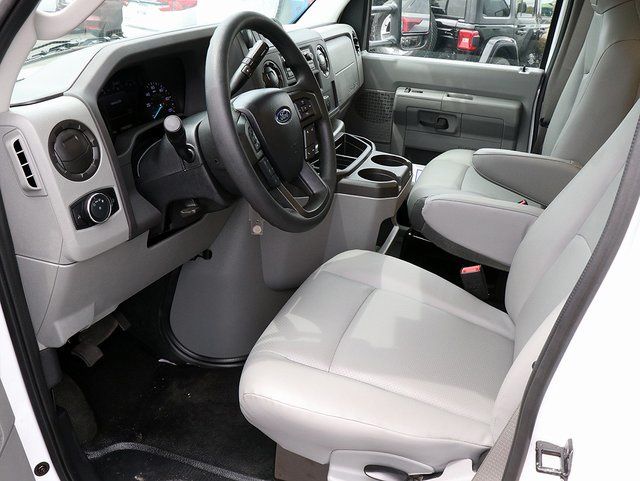 2026 Ford E-Series Cutaway Base - Photo 10