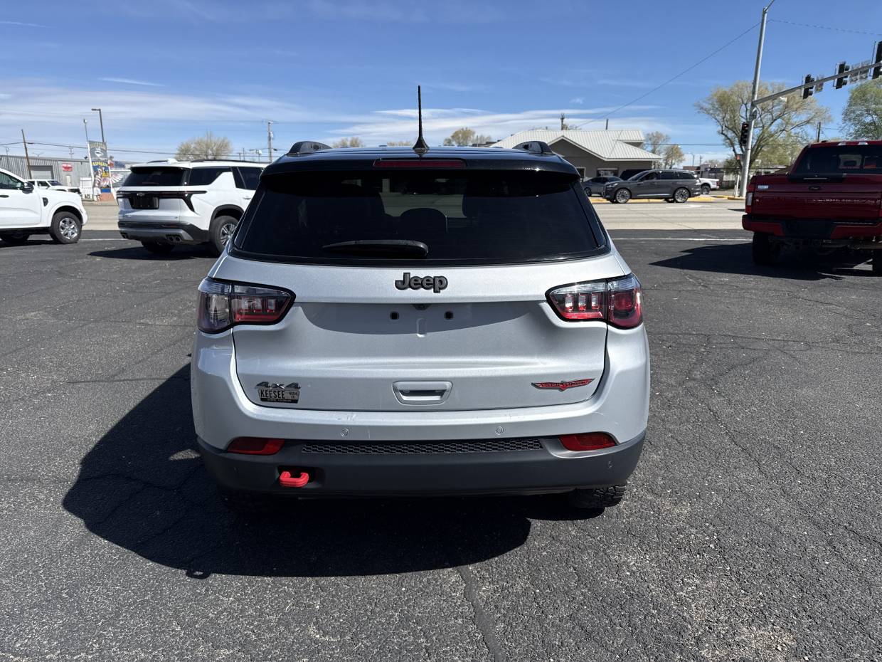 2025 Jeep Compass Trailhawk - Photo 6