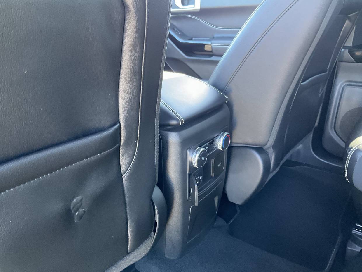 2022 Ford Explorer ST - Photo 11