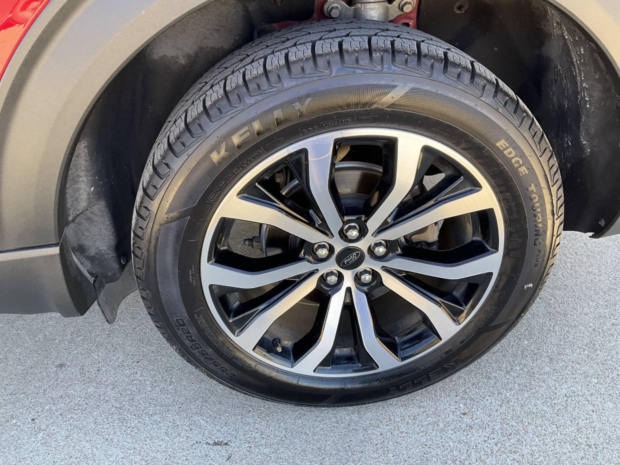 2022 Ford Explorer ST - Photo 14