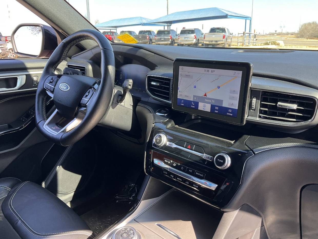 2022 Ford Explorer ST - Photo 19