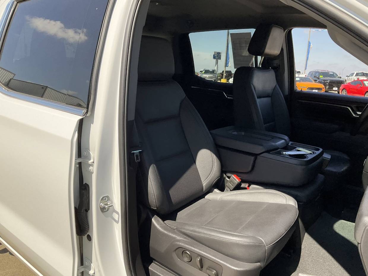 2025 GMC Sierra 1500 SLT - Photo 20