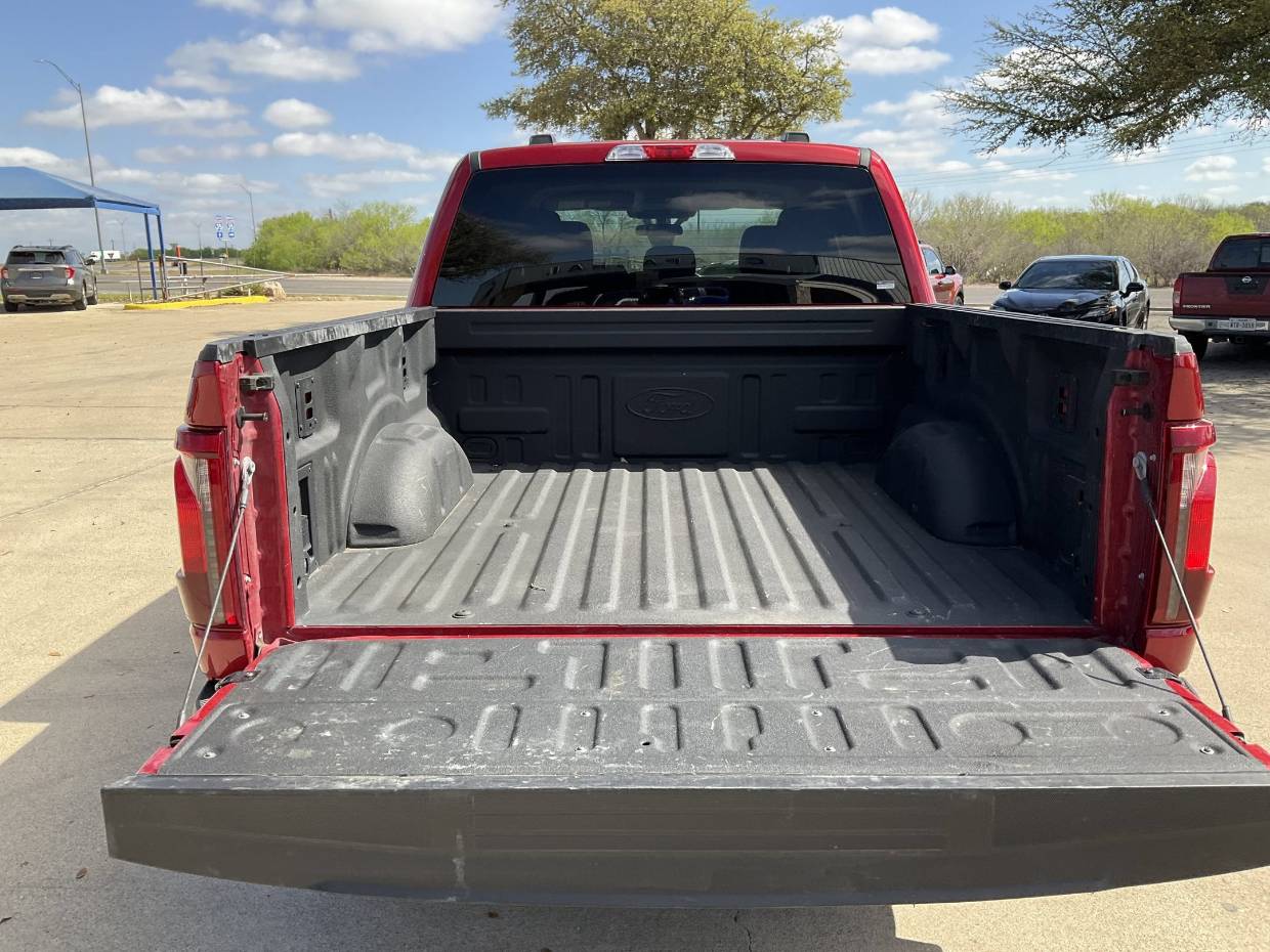 2025 Ford F-150 XLT - Photo 15