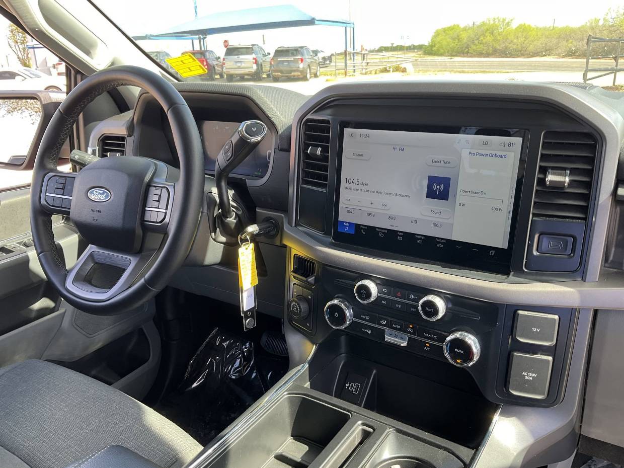 2025 Ford F-150 XLT - Photo 20