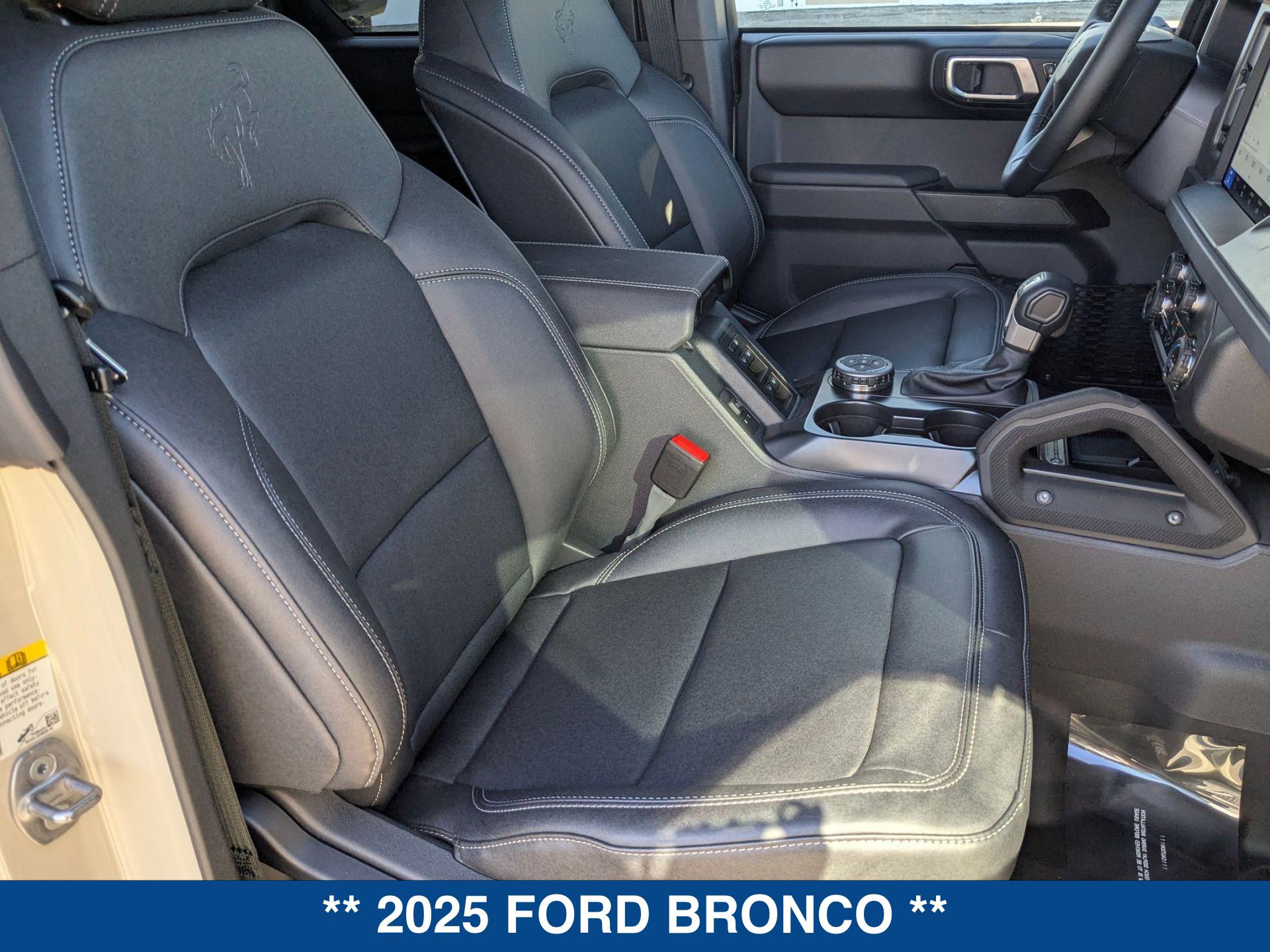 2025 Ford Bronco 4-Door Badlands - Photo 18