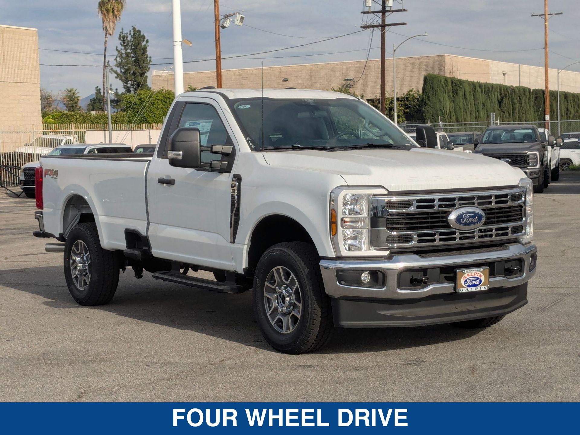 2025 Ford F-350 Super Duty XLT - Photo 7