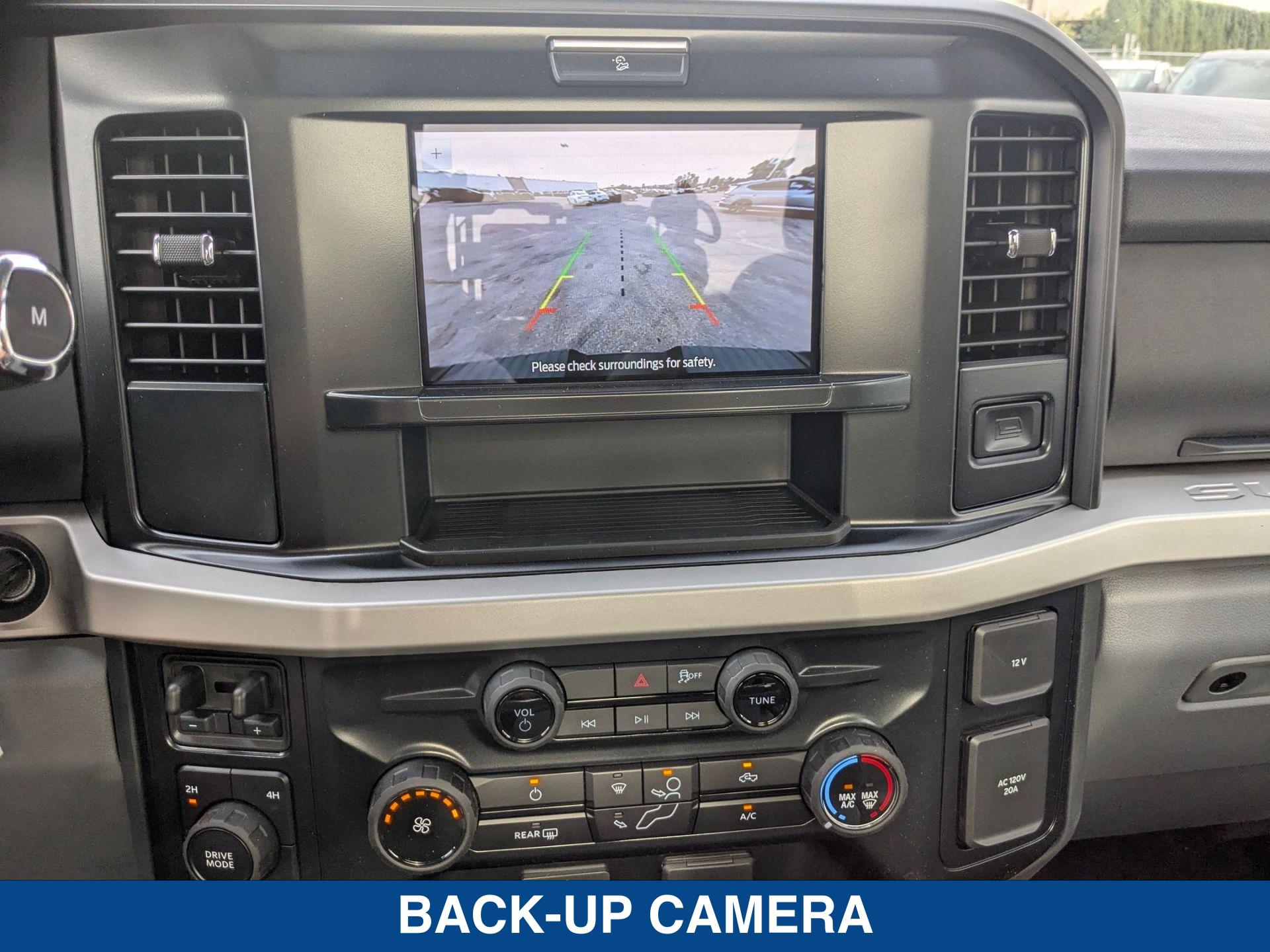2025 Ford F-350 Super Duty XLT - Photo 11