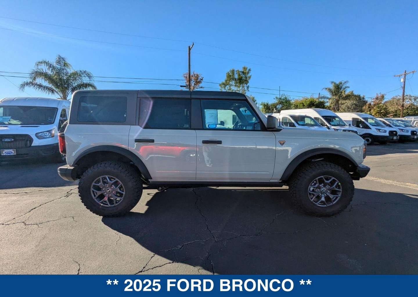 2025 Ford Bronco 4-Door Badlands - Photo 6