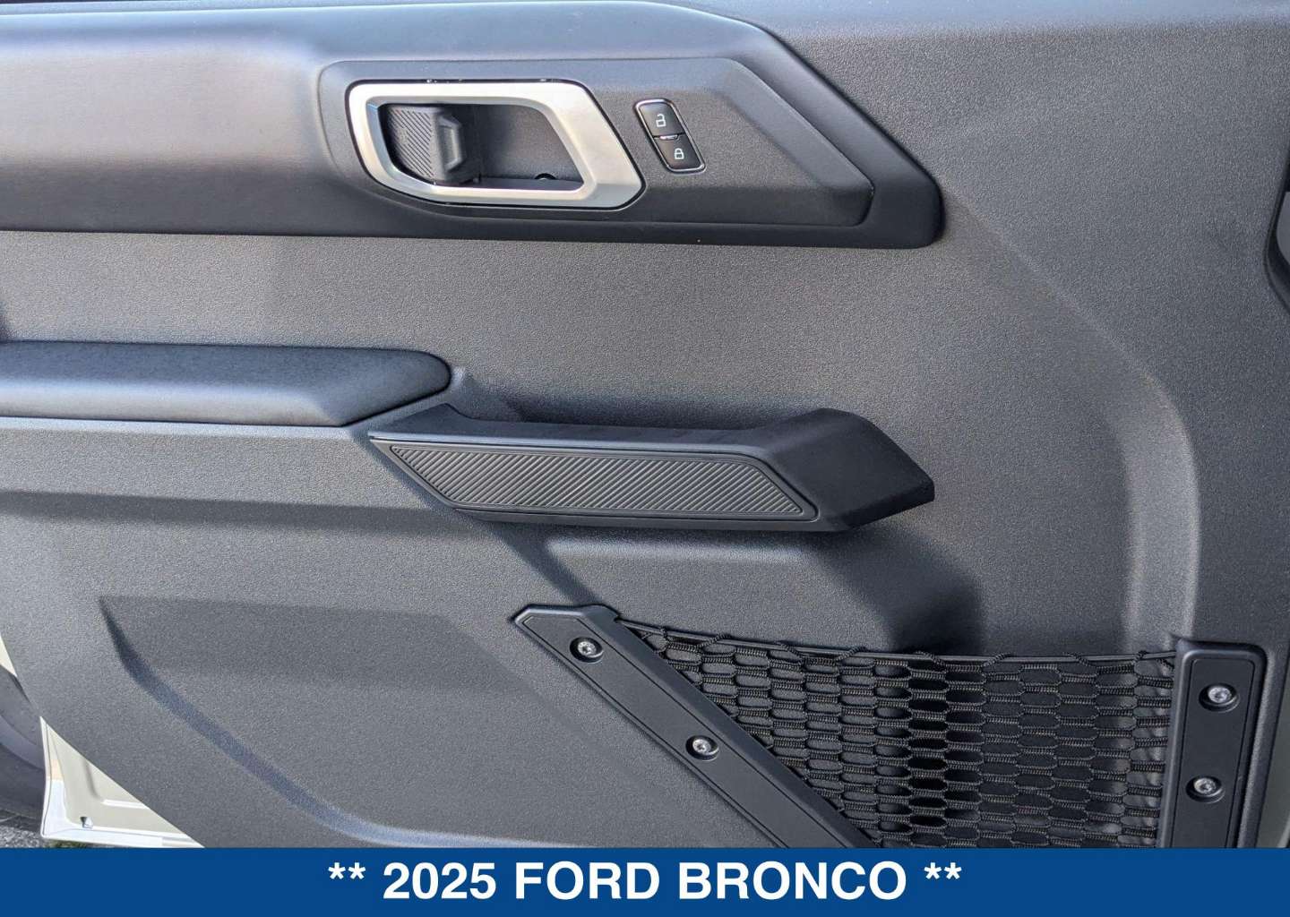 2025 Ford Bronco 4-Door Badlands - Photo 10